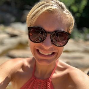 Meet your Posher, Michaela